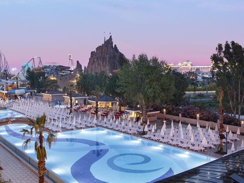 {{URUNADI}} {{URUNADI}}