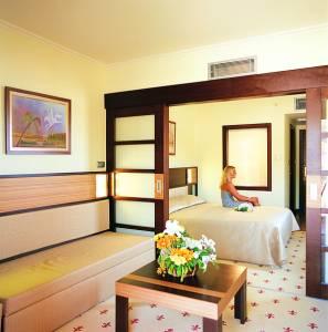 {{URUNADI}} {{URUNADI}}