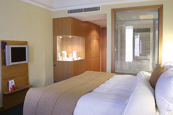 {{URUNADI}} {{URUNADI}}