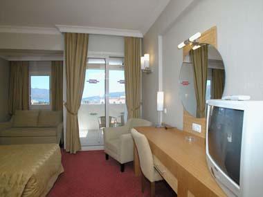 {{URUNADI}} {{URUNADI}}