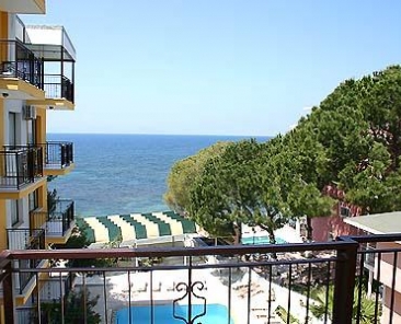 Grand Özçelik Hotel