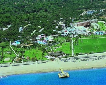 Blue Waters Club Hotel