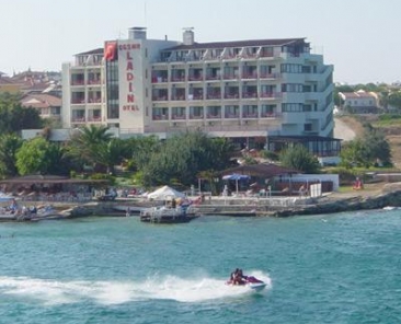 Ladin Hotel